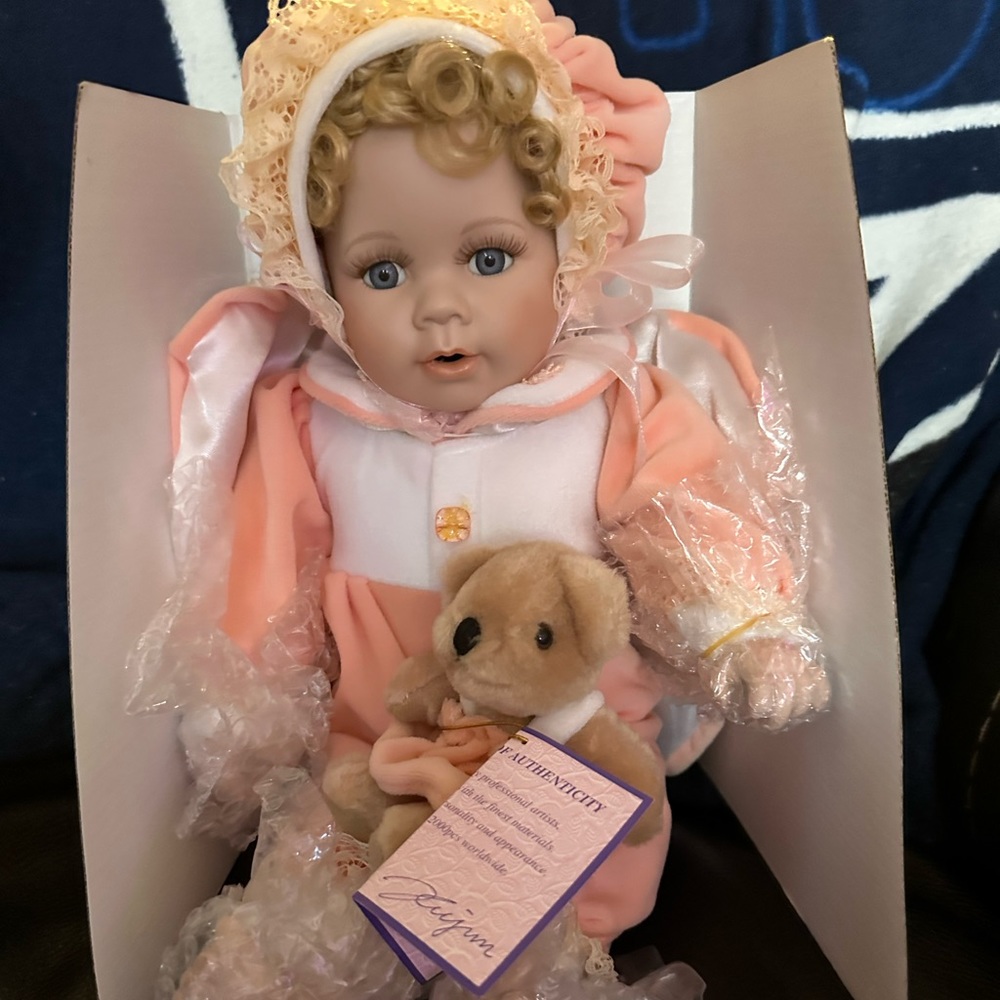 Goldenvale collections porcelain doll🔥🔥